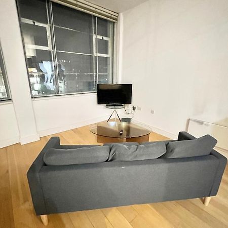 Bigkings Cosy 2 Bedroom Apartment With Free Parking In Central Manchester Dış mekan fotoğraf