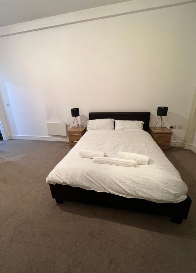 Bigkings Cosy 2 Bedroom Apartment With Free Parking In Central Manchester Dış mekan fotoğraf